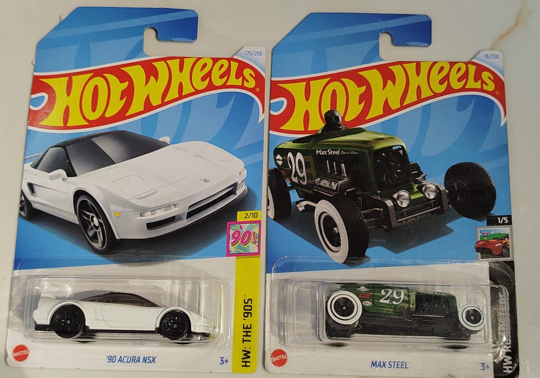 '90 Acura NSX + Max Steel