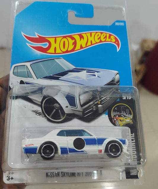 Nissan Skyline H/T 2000