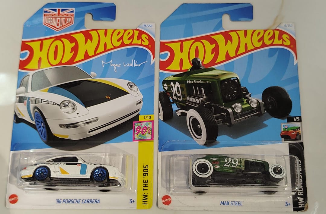'96 Porsche Carerra + Max Steel