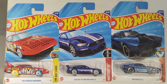 SALE - 18 FORD MUSTANG GT  COMBO.
