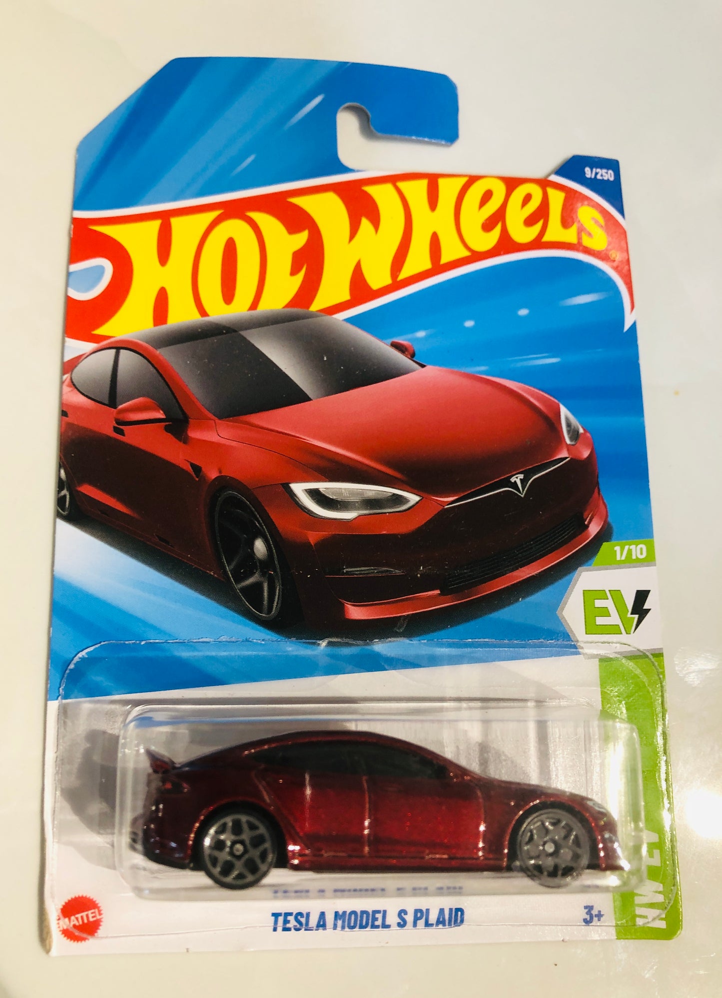 Tesla Model S Plaid Red