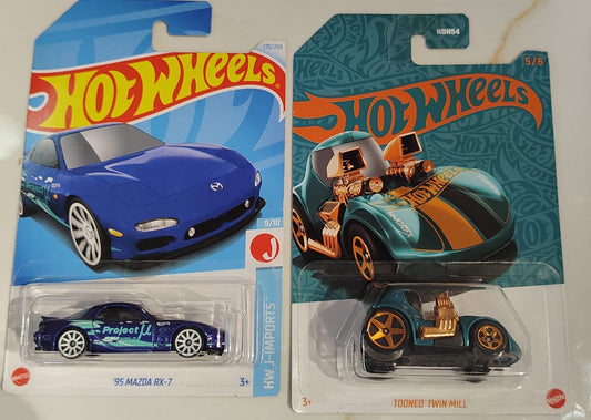 '95 Mazda RX-7 + Tooned Twin Mill