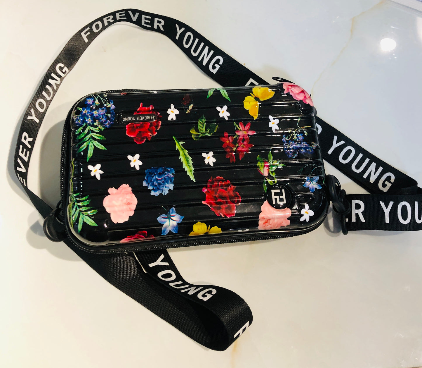 Forever Young (Hardcase Model)