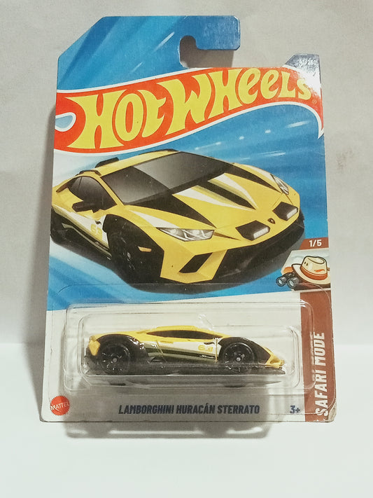 Lamborghini Huracan Sterrato- yellow