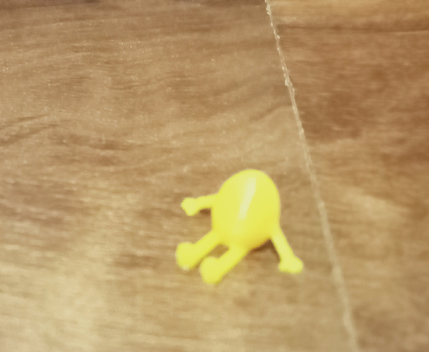 Mini egg figurine