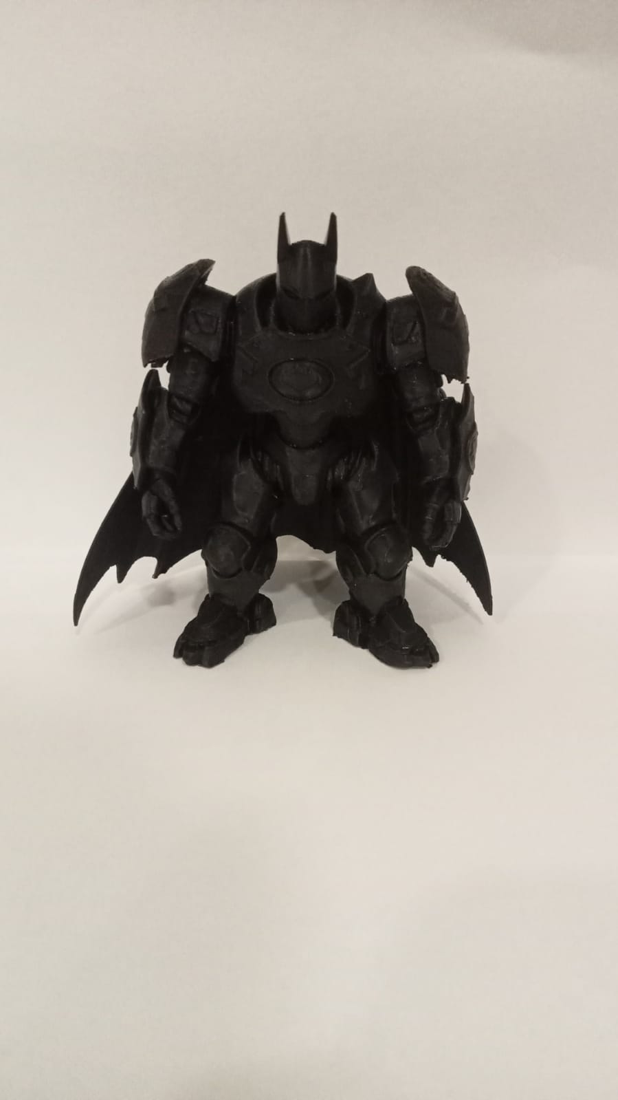 Heavy armoured shoulder plate Batman big